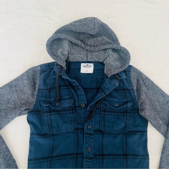 Hollister Plaid Flannel Shirt with Jersey Hood - Picture 5 of 6
